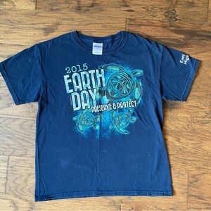 BOGO 🟧 Earth Day Graphic Tee